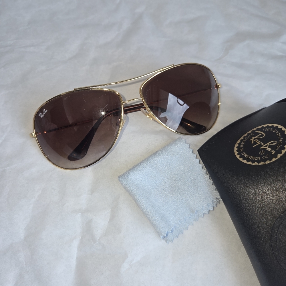 Ray-Ban Gold Frame Sunglasses with Brown Lenses